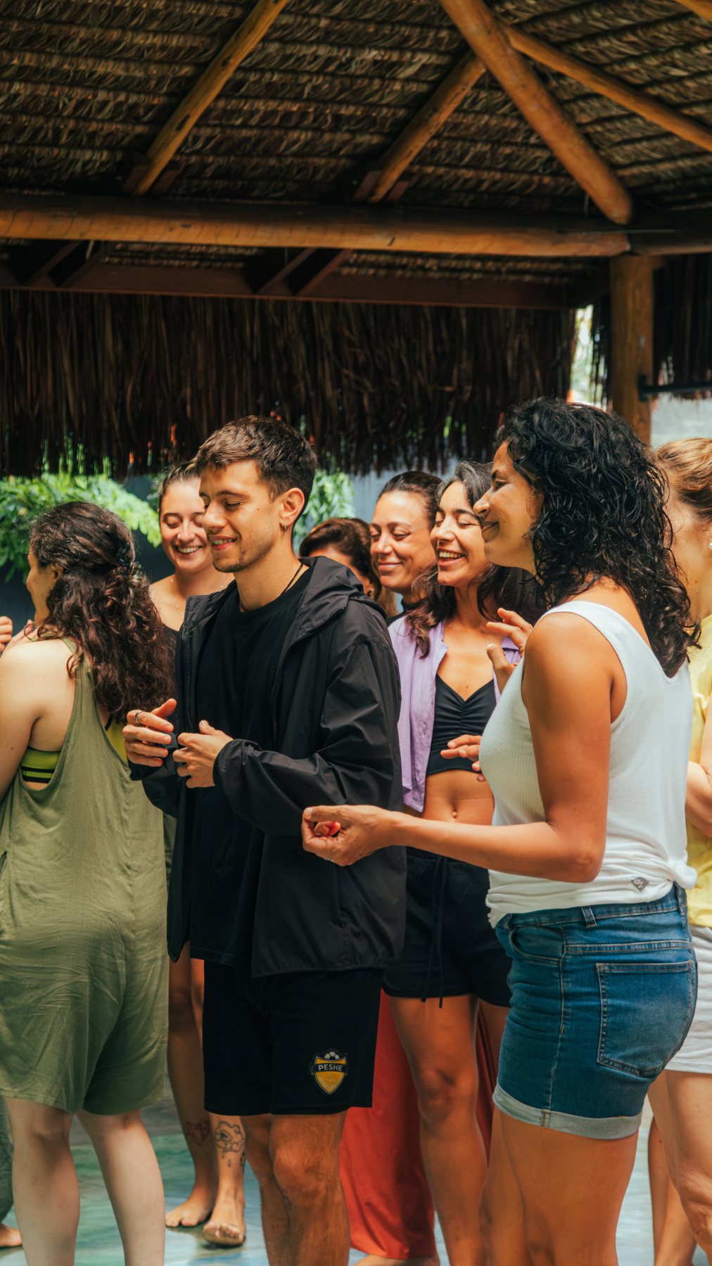 Participantes compartiendo una experiencia grupal